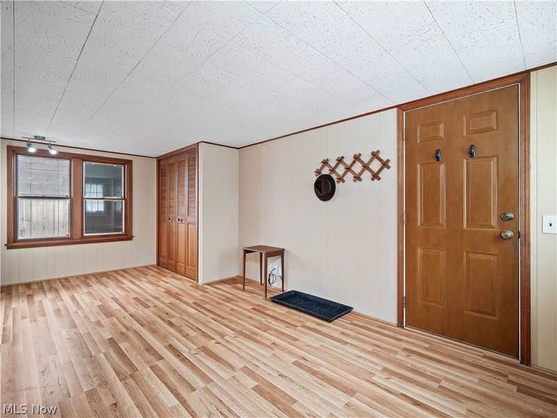7393 Nethersole Drive, Middleburg Heights, OH 44130 Photo 11