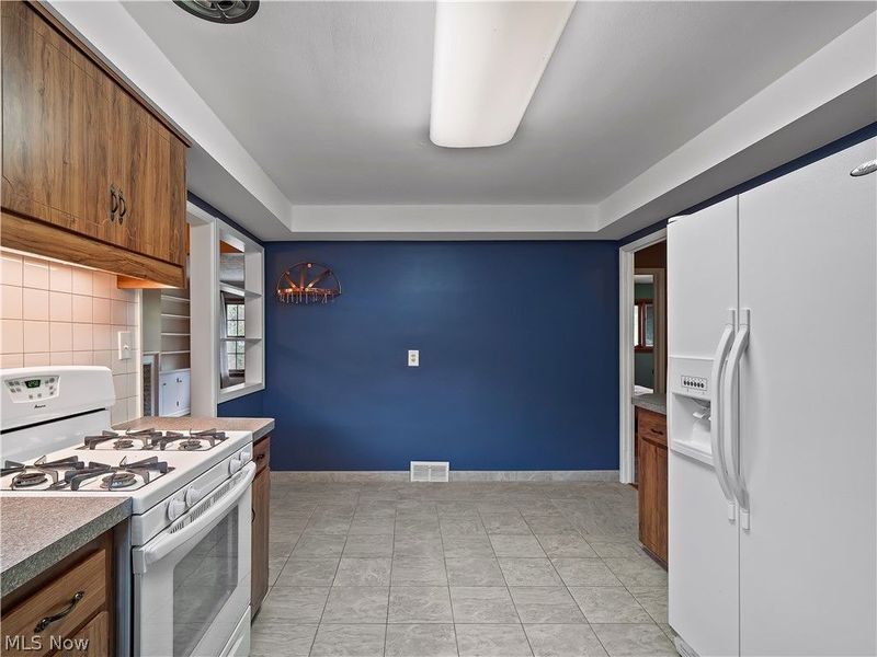 7393 Nethersole Drive, Middleburg Heights, OH 44130 Photo 13