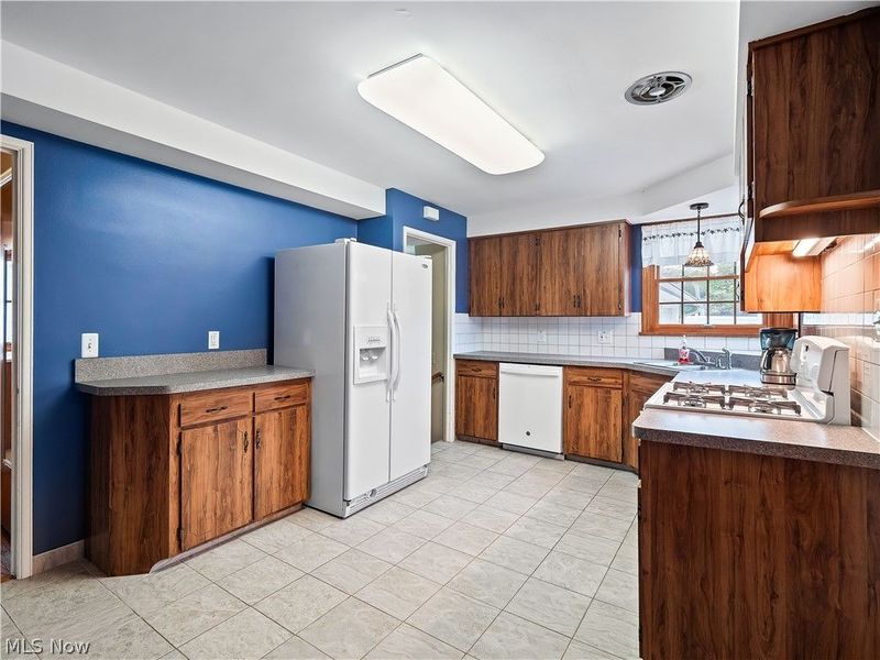 7393 Nethersole Drive, Middleburg Heights, OH 44130 Photo 17