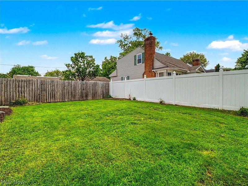 7393 Nethersole Drive, Middleburg Heights, OH 44130 Photo 48