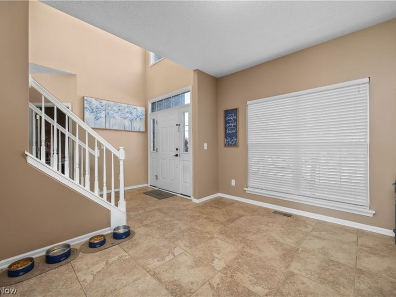 4625 Crossing Trail, Lorain, OH 44053 Photo 5