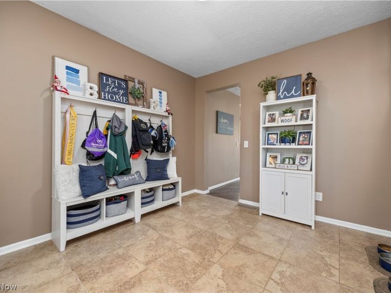 4625 Crossing Trail, Lorain, OH 44053 Photo 6