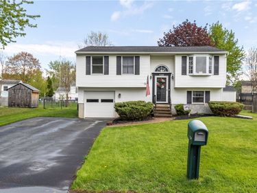 5386 Tourmaline Drive, Clay, NY 13041