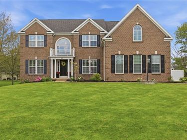 100 Triple Diamond, Webster, NY 14580