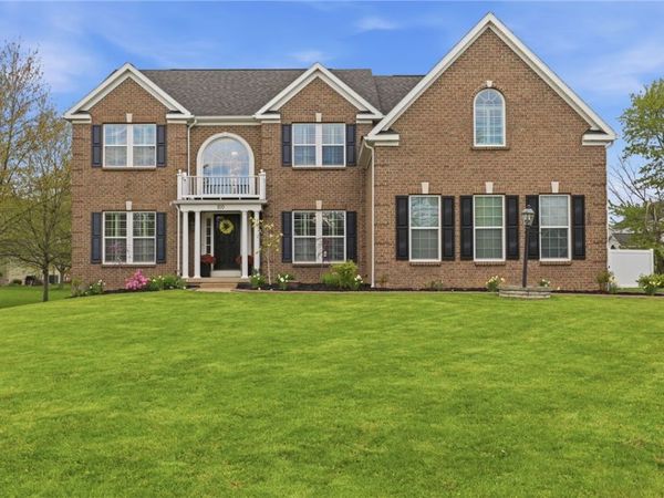 100 Triple Diamond , Webster, NY 14580