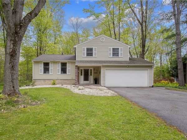3026 Stevenage Drive , Baldwinsville, NY 13027