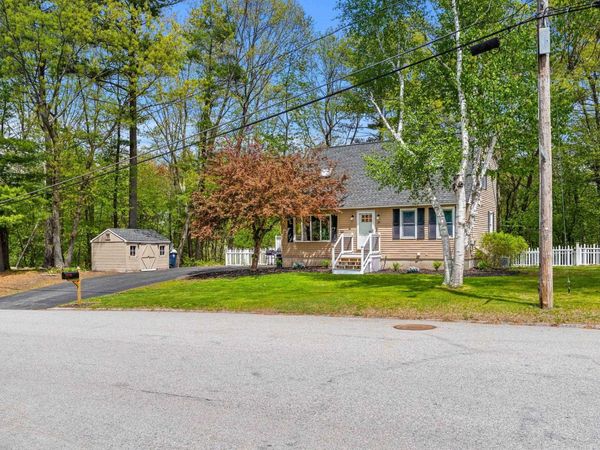 29 Hazel Avenue, Nashua, NH 03062