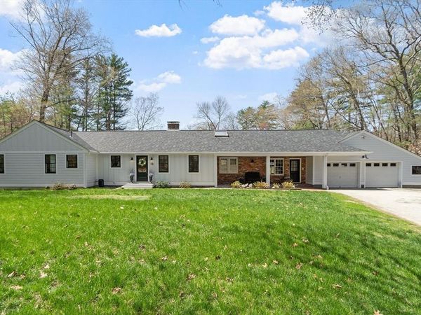 16 Thurlow Street, Georgetown, MA 01833