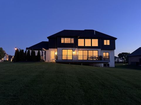 Main Photo