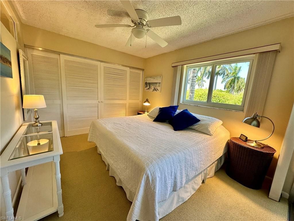 555 Park Shore Dr, Unit B205, Naples, FL 34103 Photo