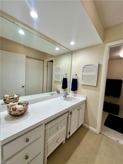 555 Park Shore Dr, Unit B205, Naples, FL 34103 Photo