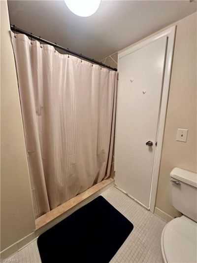 555 Park Shore Dr, Unit B205, Naples, FL 34103 Photo