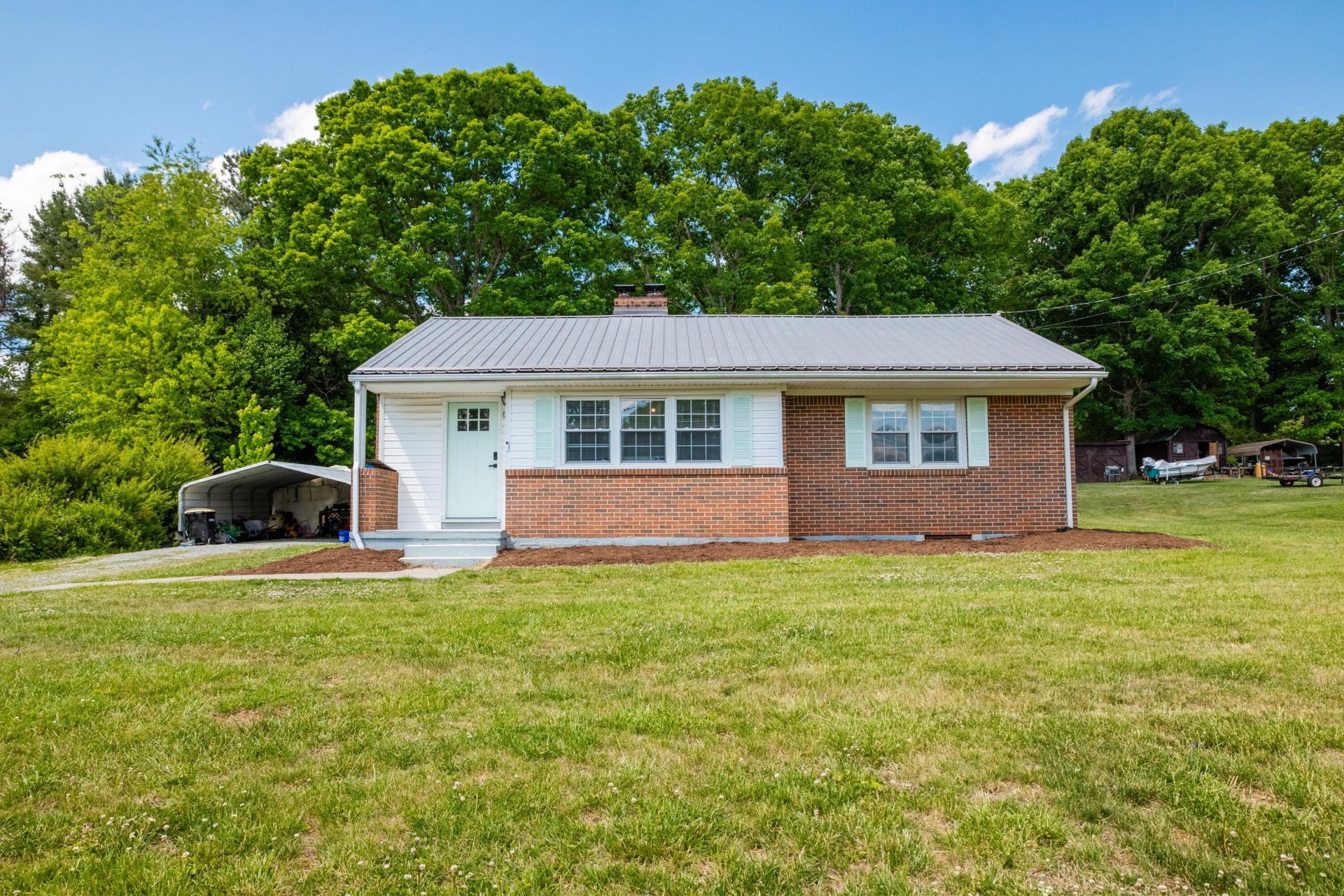 60 Whitten St , Rocky Mount, VA 24151 Main Photo