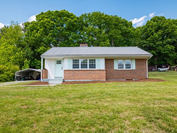 60 Whitten ST , Rocky Mount, VA 24151