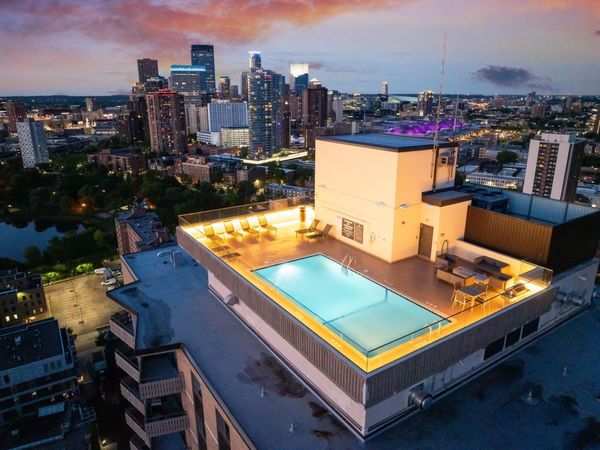 400 Groveland Avenue, Unit 708, Minneapolis, MN 55403