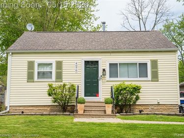 4070 Lanette Drive, Waterford Twp, MI 48328