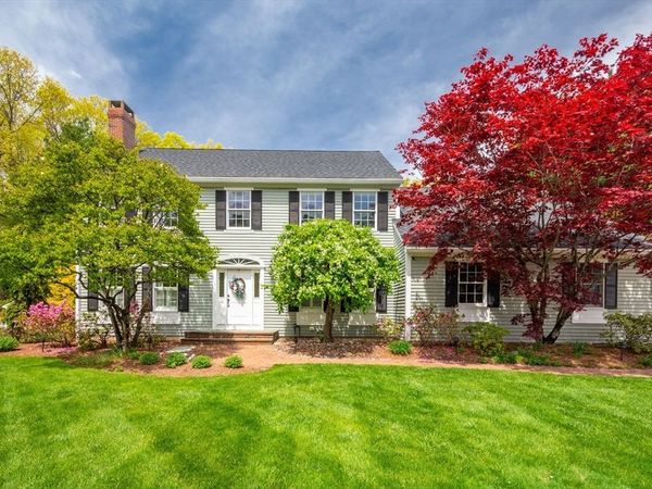 42 Spruce Road, North Reading, MA 01864