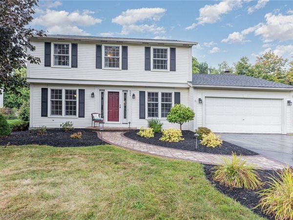 602 Kayleigh Drive, Webster, NY 14580