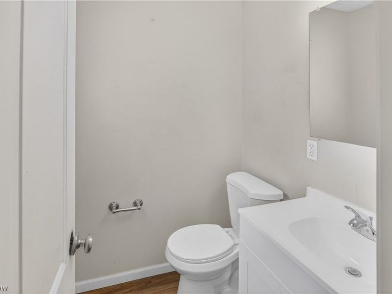 10540 Clairdoan Avenue, Cleveland, OH 44108 Photo 14