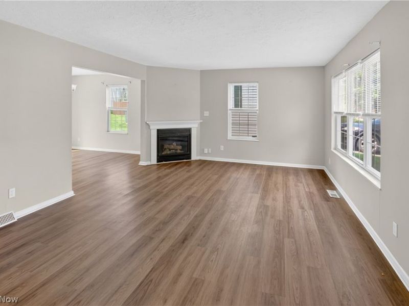 10540 Clairdoan Avenue, Cleveland, OH 44108 Photo 2