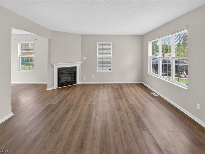 10540 Clairdoan Avenue, Cleveland, OH 44108 Photo 3