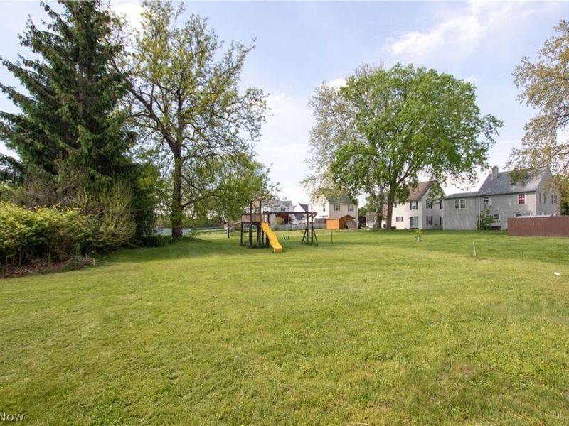 10540 Clairdoan Avenue, Cleveland, OH 44108 Photo 33