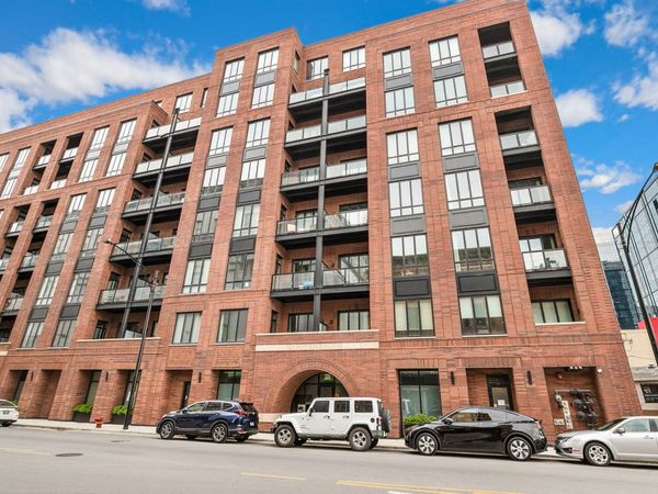 323 S Racine Avenue , Unit 6C, Chicago, IL 60607