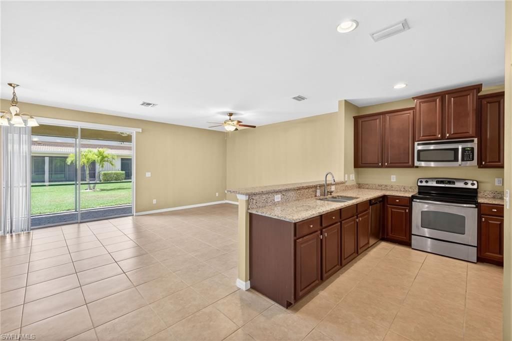 3806 Clearbrook Ln, Fort Myers, FL 33966 Photo