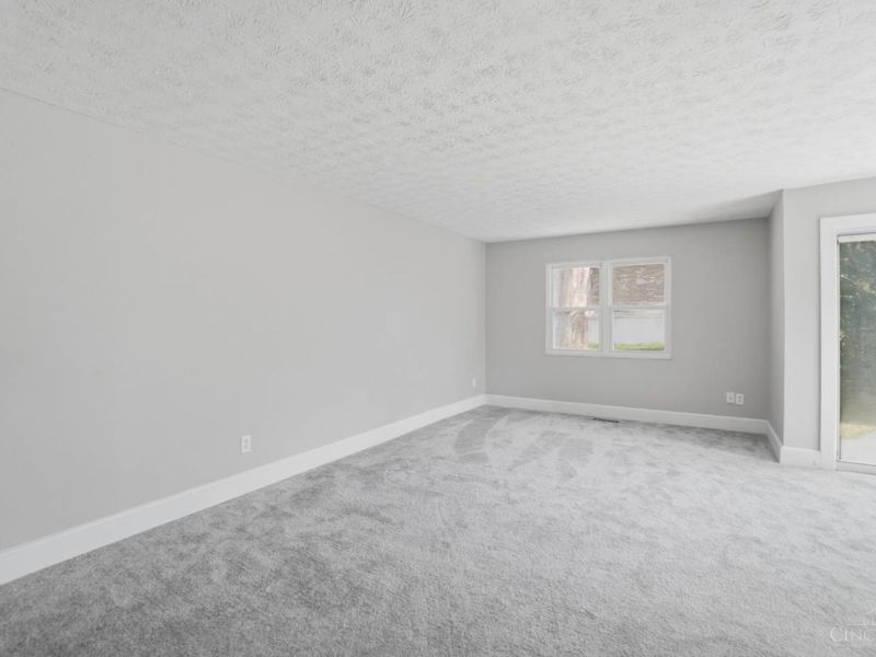 400 Terra Place, Batavia Twp, OH 45103 Photo 8
