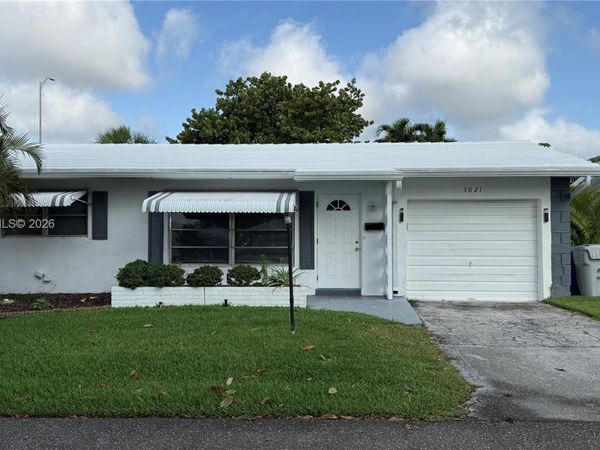 3021 NW 2nd Ave , Pompano Beach, FL 33064