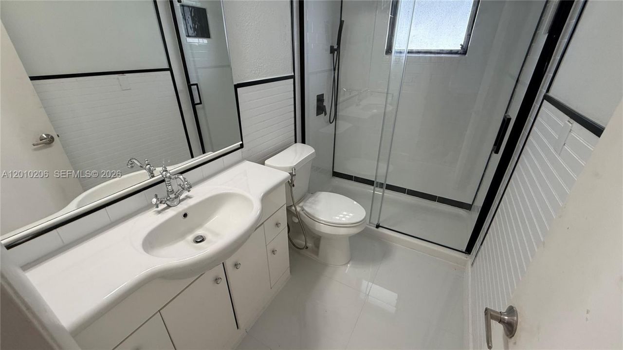 3021 NW 2nd Ave, Pompano Beach, FL 33064 Photo