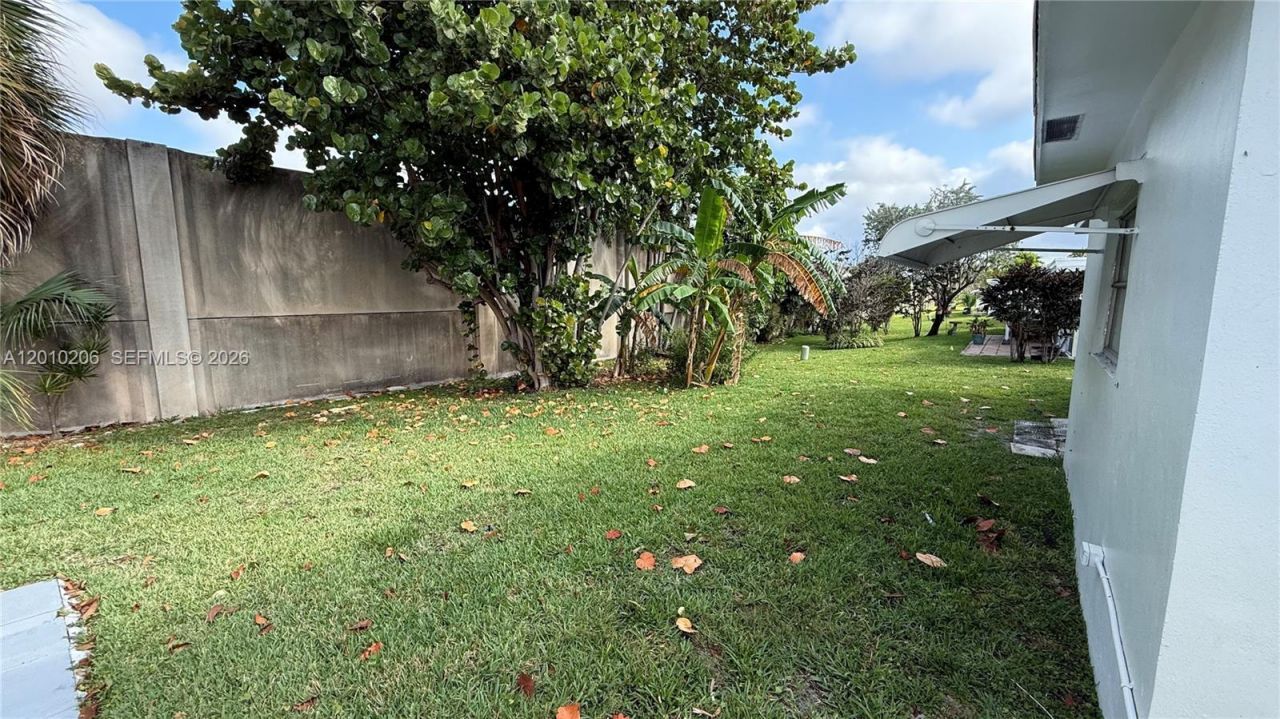 3021 NW 2nd Ave, Pompano Beach, FL 33064 Photo