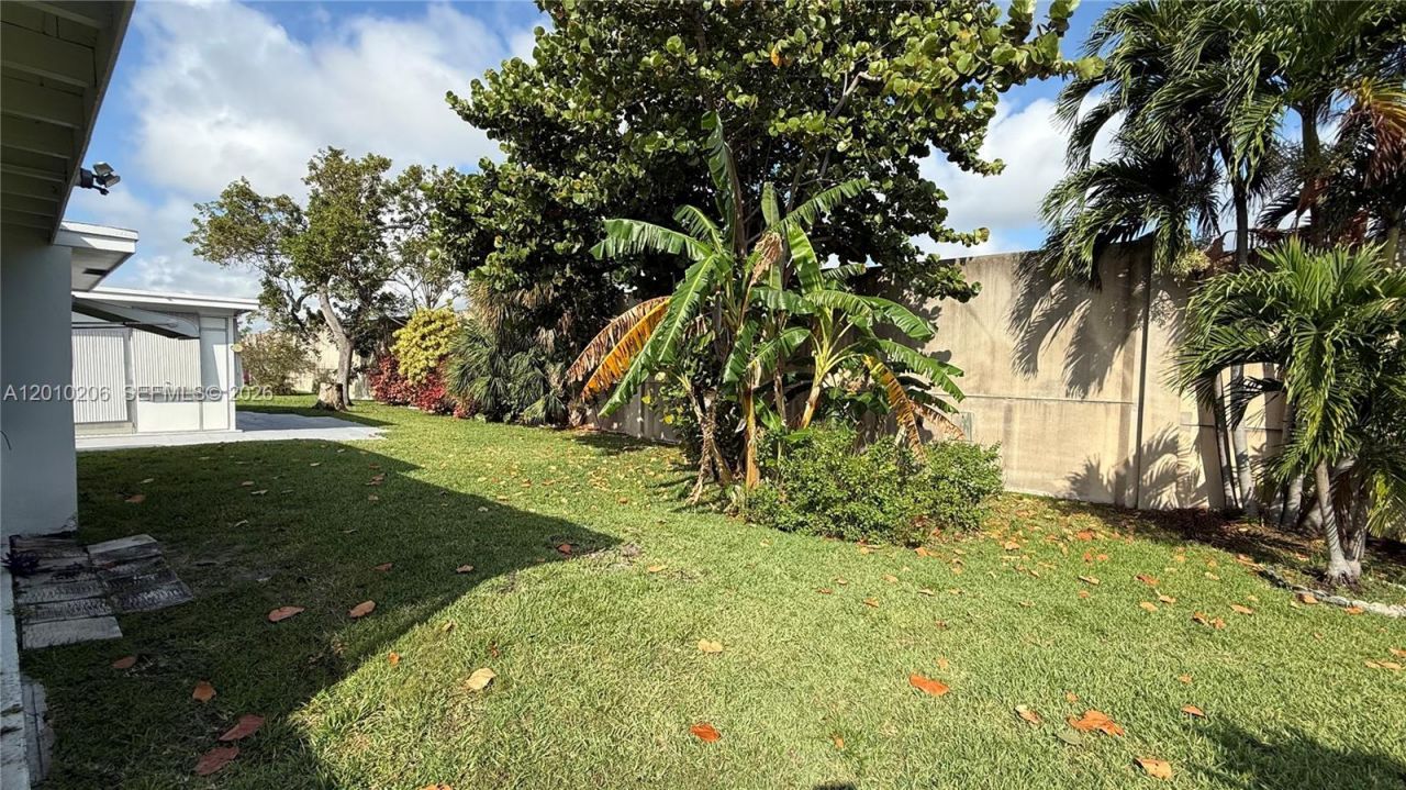 3021 NW 2nd Ave, Pompano Beach, FL 33064 Photo