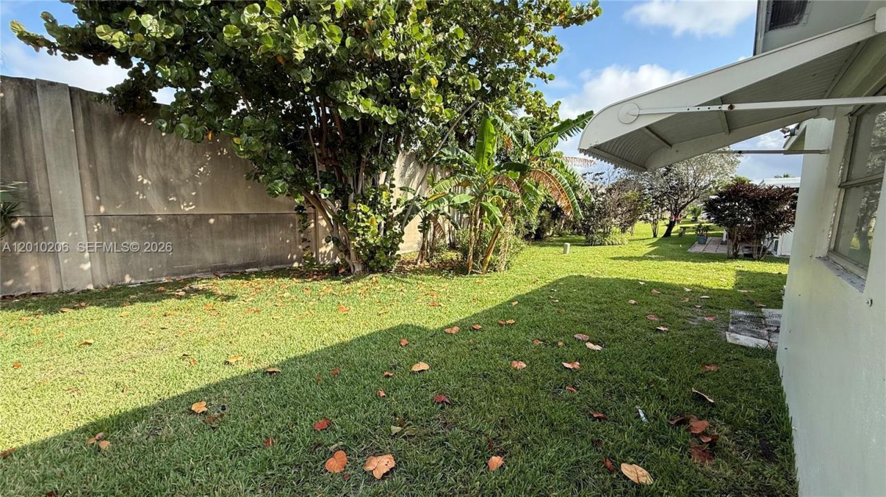 3021 NW 2nd Ave, Pompano Beach, FL 33064 Photo