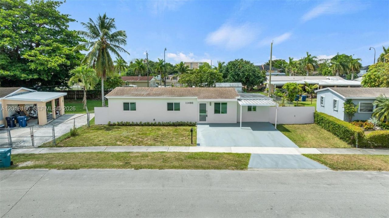 11490 Pinkston Dr, Miami, FL 33176 Photo