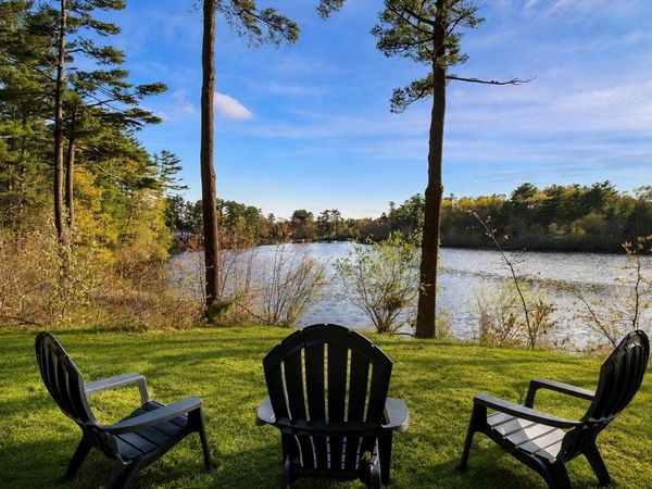 96 Lake Shore Dr, Duxbury, MA 02332