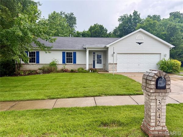 3842 Bedford Pointe Drive, Wentzville, MO 63385