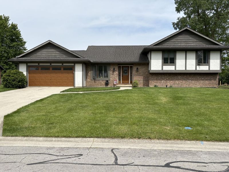 1444 Timberlane Drive, Lima, OH 45805 Photo 1