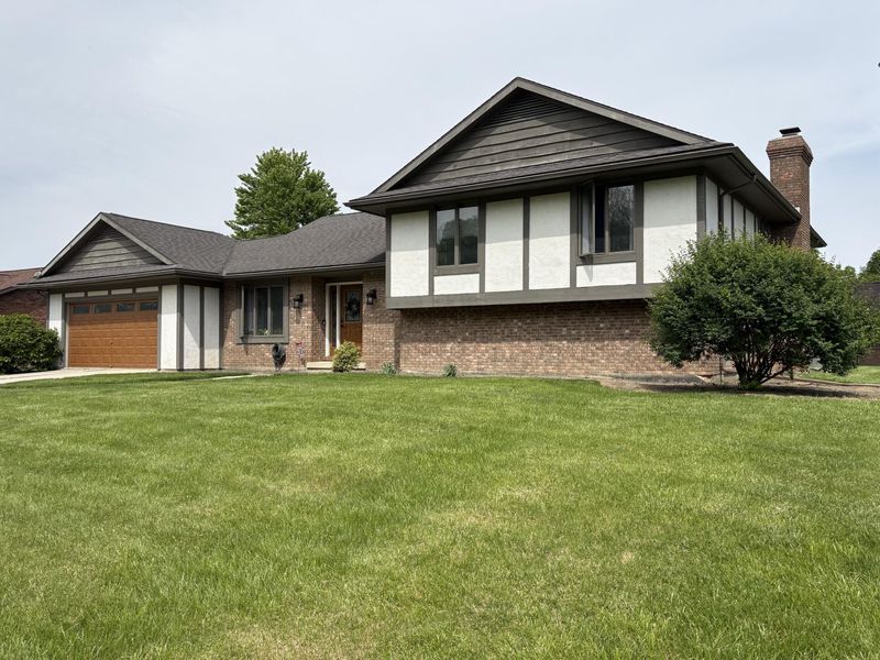 1444 Timberlane Drive, Lima, OH 45805 Photo 3