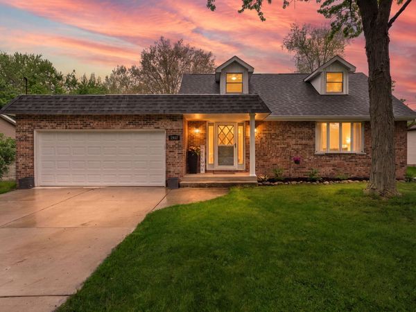 1057 Woodland Court, Lowell, IN 46356