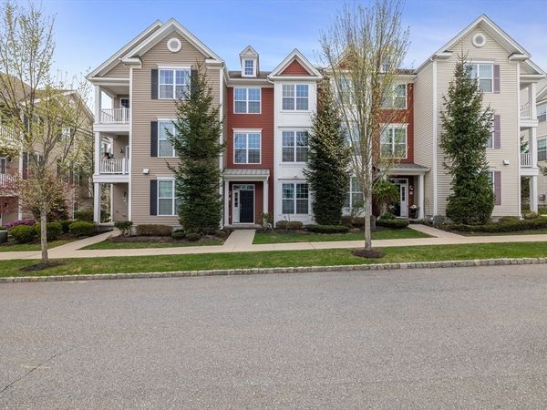 57 Townsend Blvd, Unit 57, Westborough, MA 01581