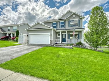 128 Southend Sq, West Henrietta, NY 14586