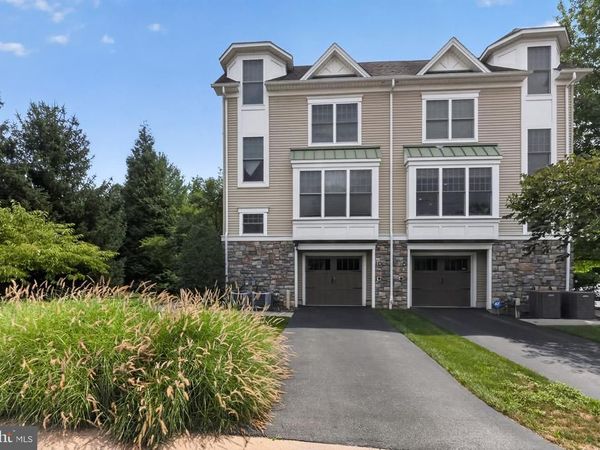 211 HOLLAND AVENUE, ARDMORE, PA 19003