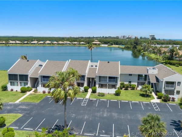 3206 S Lakeview Circle, Unit 1203, Fort Pierce, FL 34949