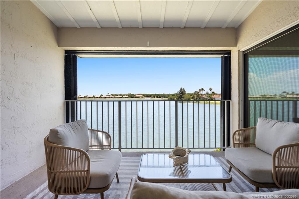 3206 S Lakeview Circle, Unit 1203, Fort Pierce, FL 34949 Photo