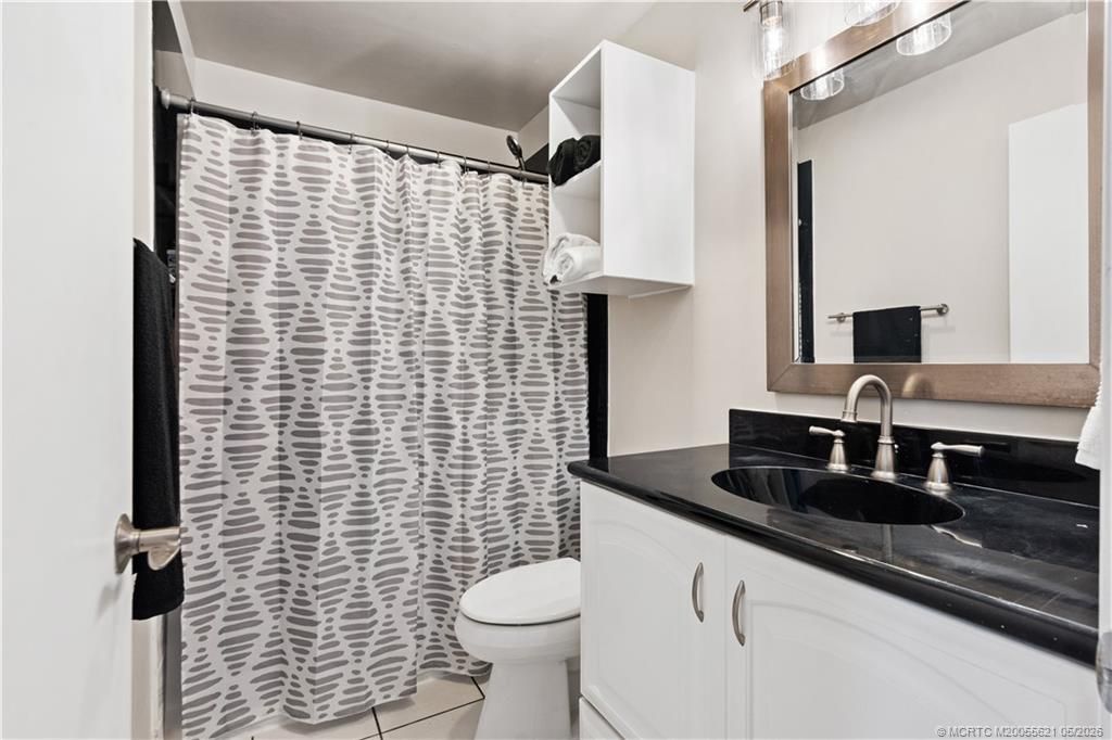 3206 S Lakeview Circle, Unit 1203, Fort Pierce, FL 34949 Photo