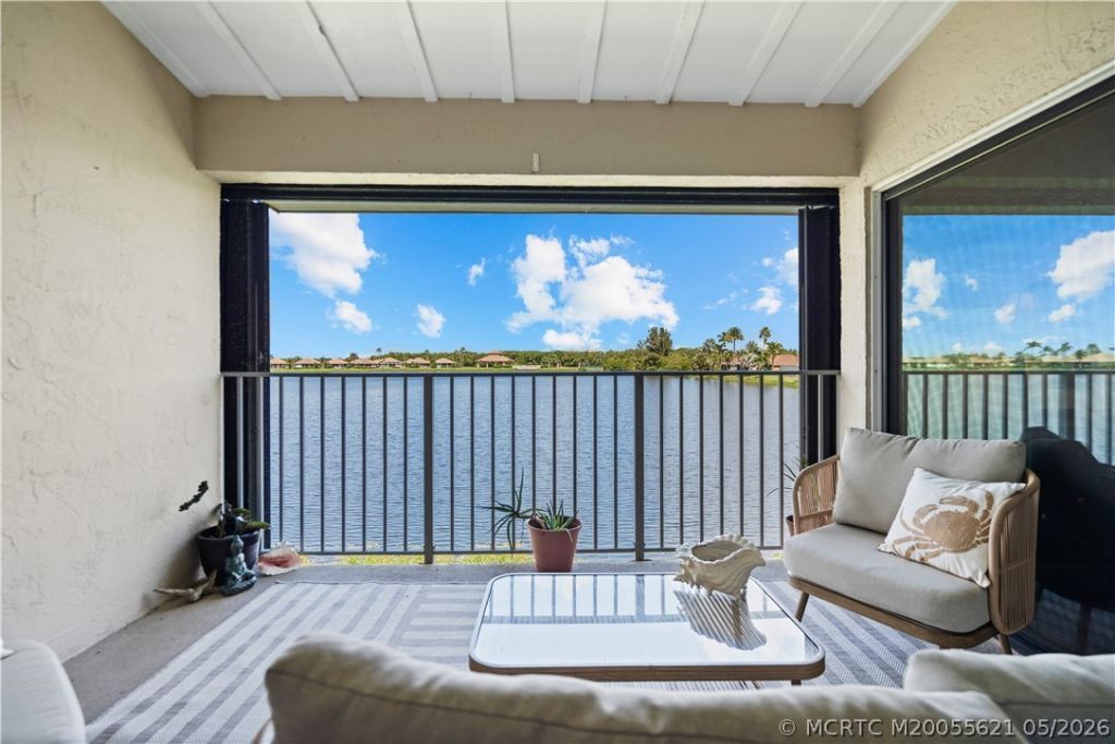 3206 S Lakeview Circle, Unit 1203, Fort Pierce, FL 34949 Photo