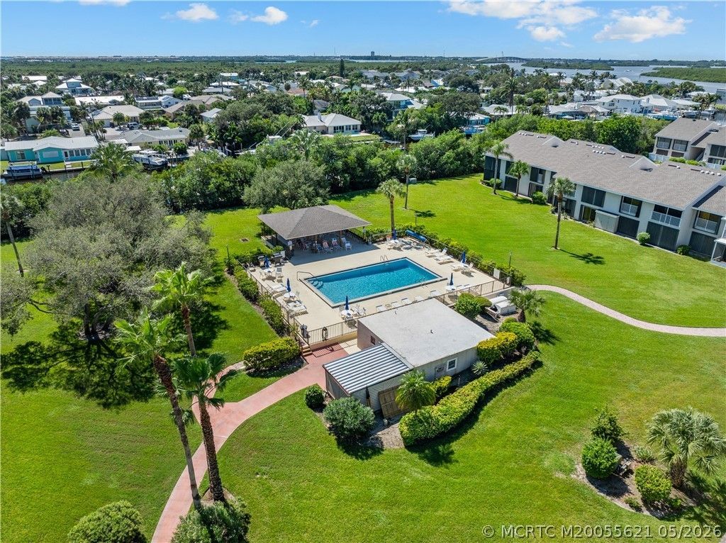 3206 S Lakeview Circle, Unit 1203, Fort Pierce, FL 34949 Photo