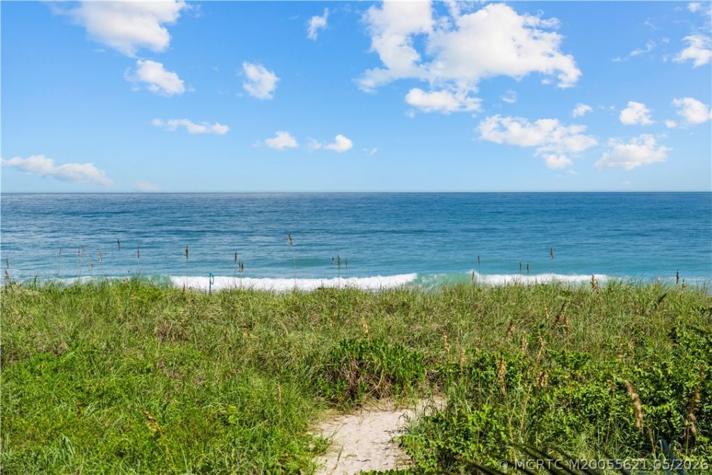 3206 S Lakeview Circle, Unit 1203, Fort Pierce, FL 34949 Photo