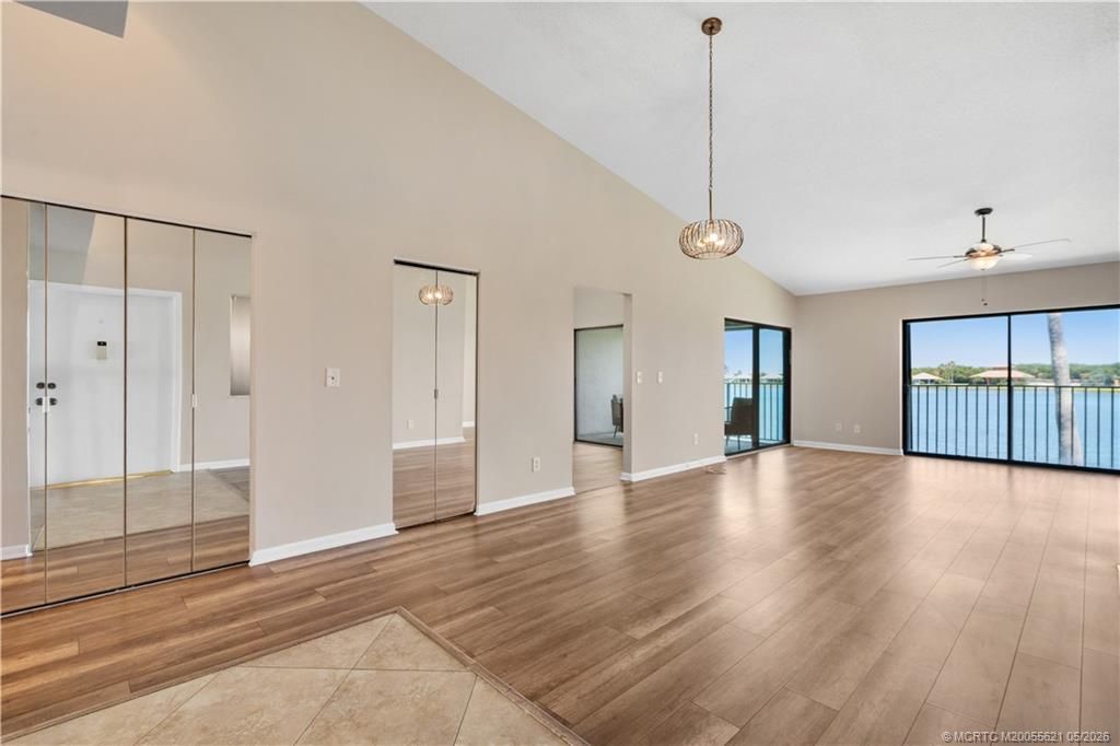 3206 S Lakeview Circle, Unit 1203, Fort Pierce, FL 34949 Photo